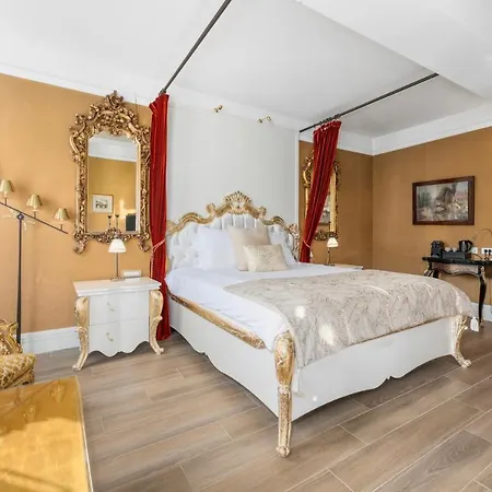 Canal Hotel Brugia